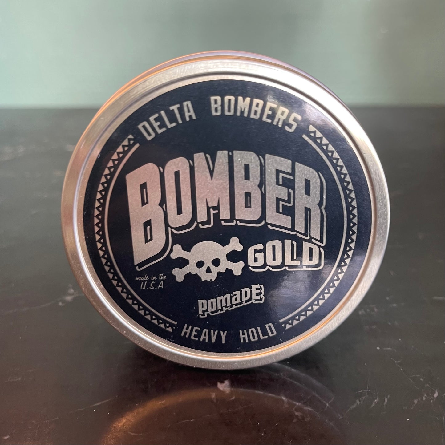 bomber gold heavy hold pomade 118gr